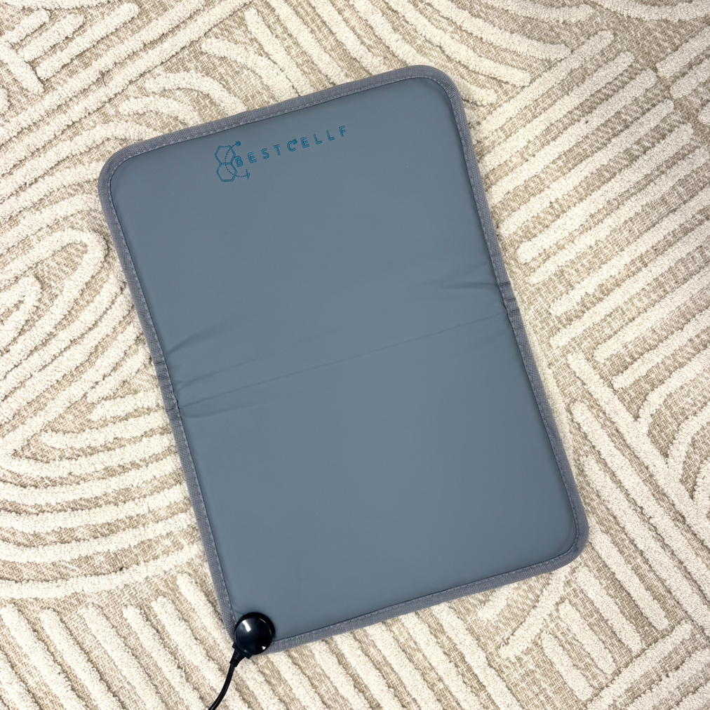 Compact mat in grey