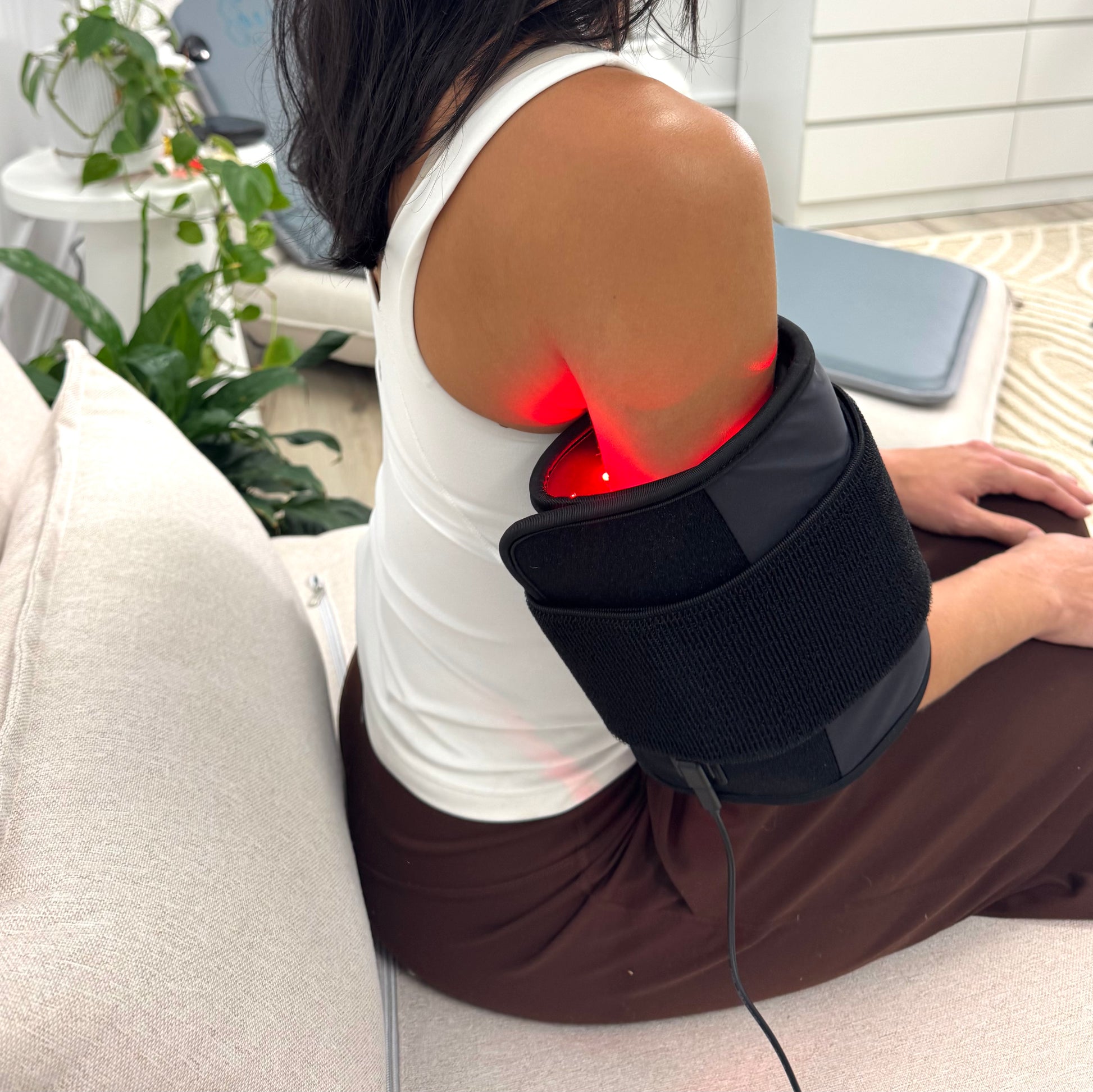 Near infrared and red light wrap for joints