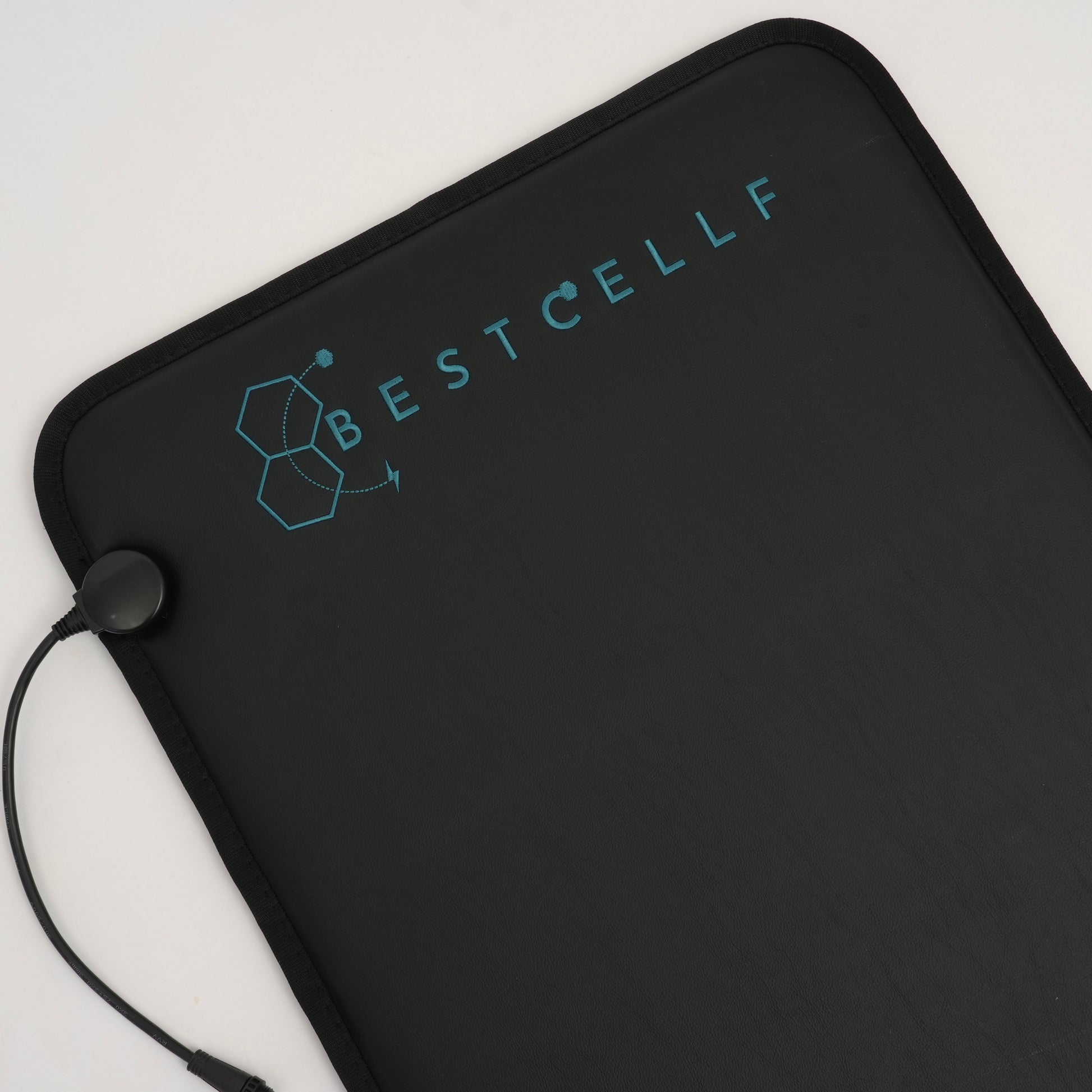 close up of the full body mat in black